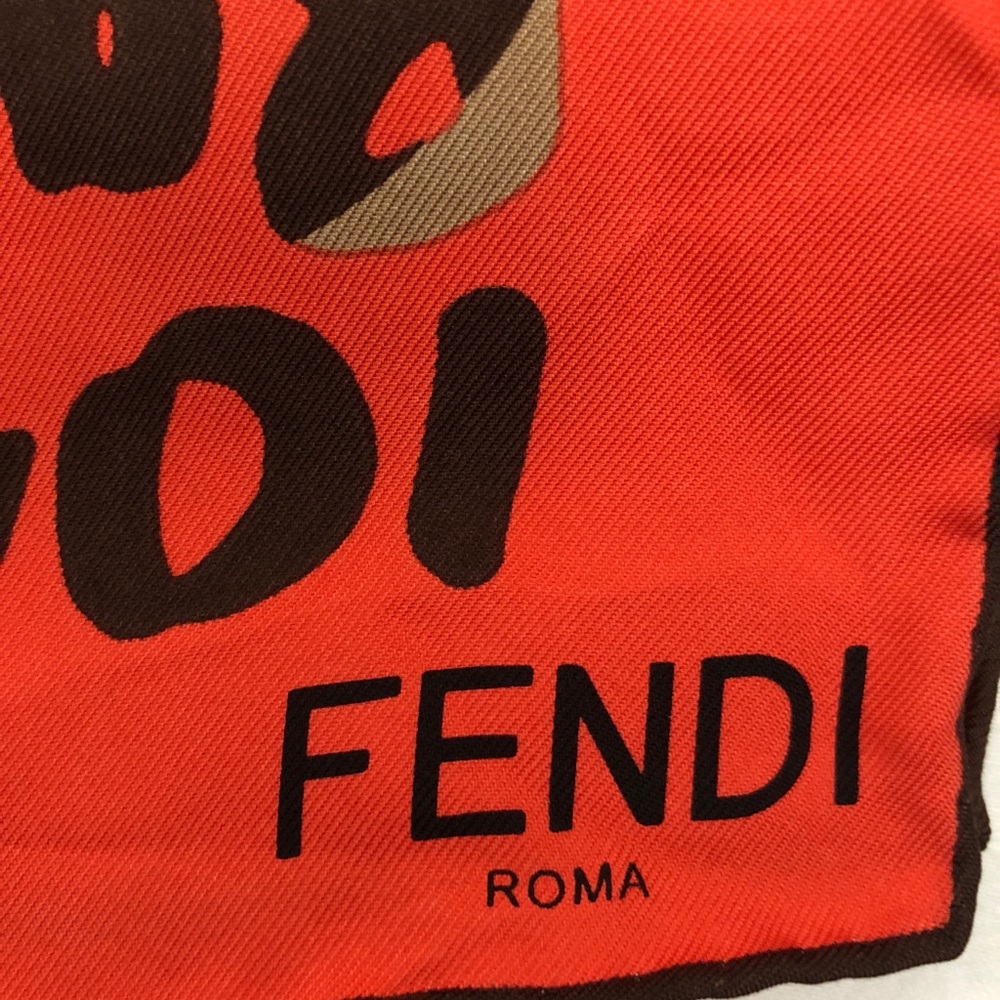 SOLD Fendi Roma Scarf - Picture 3 of 6